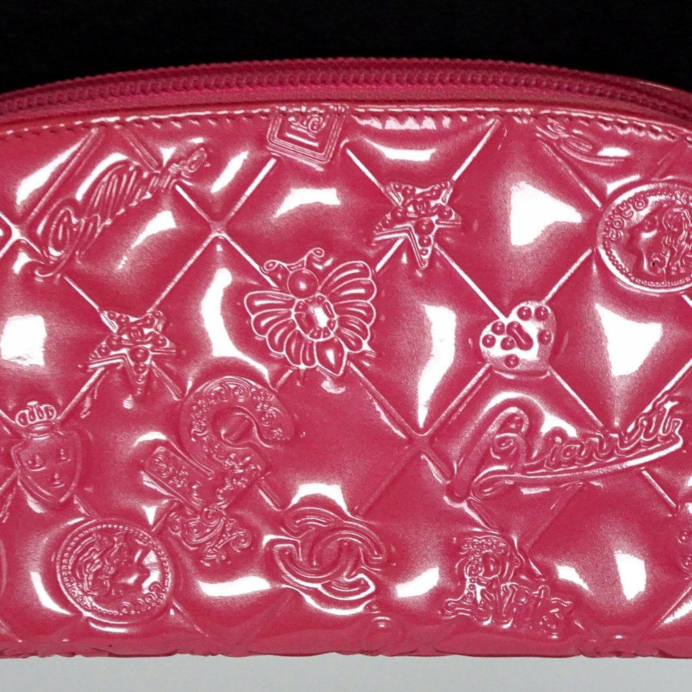 CHANEL Icon Toilette Matrasse Quilt Handbag Clutch - Picture 3 of 8